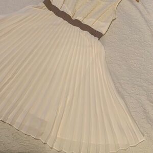 Cream Accordion and Lace Dress (Small)